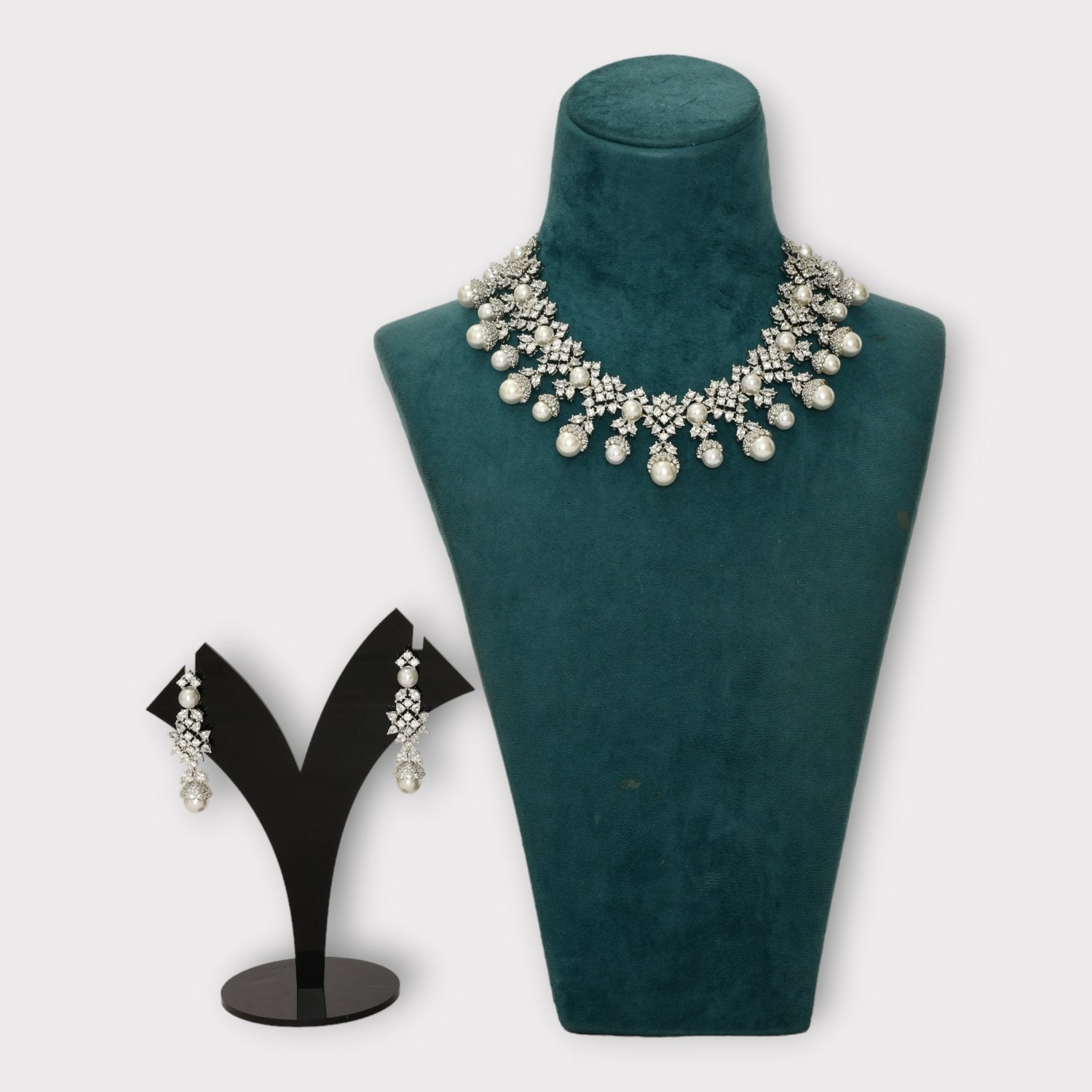 Pearl Zircon Royal Necklace Set With Beautiful Setting