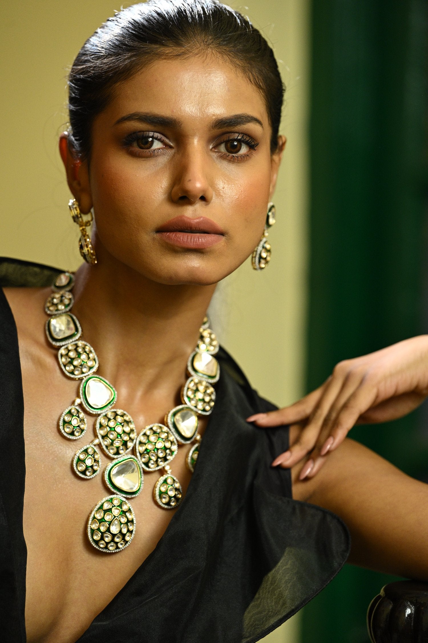 Two Tone Finish Kundan Polki & Green Beaded Choker Necklace Set