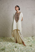 Load image into Gallery viewer, Silk Kaftaan With Crepe Dhoti
