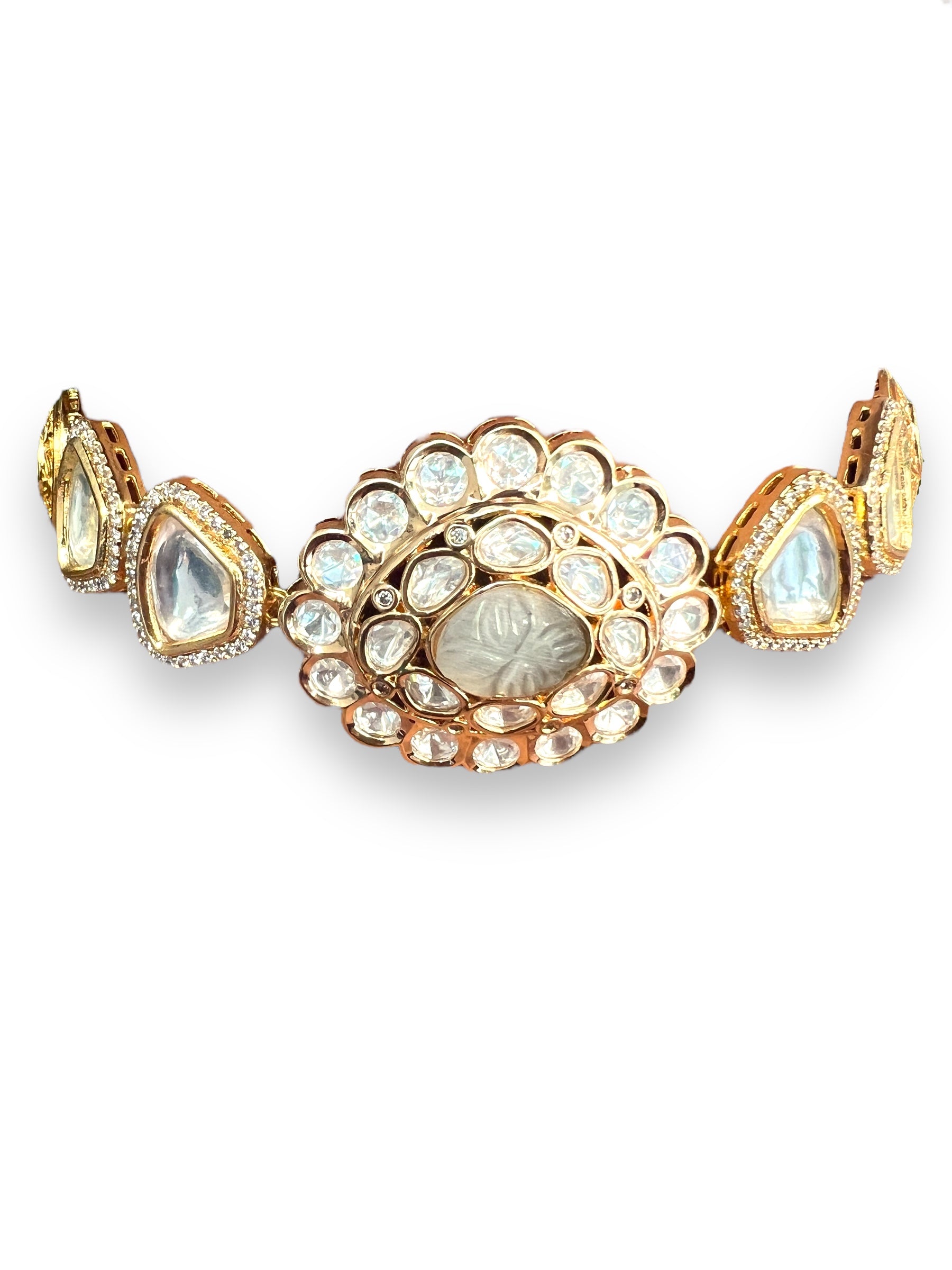 Le Hana Gold And White Kundan Necklace