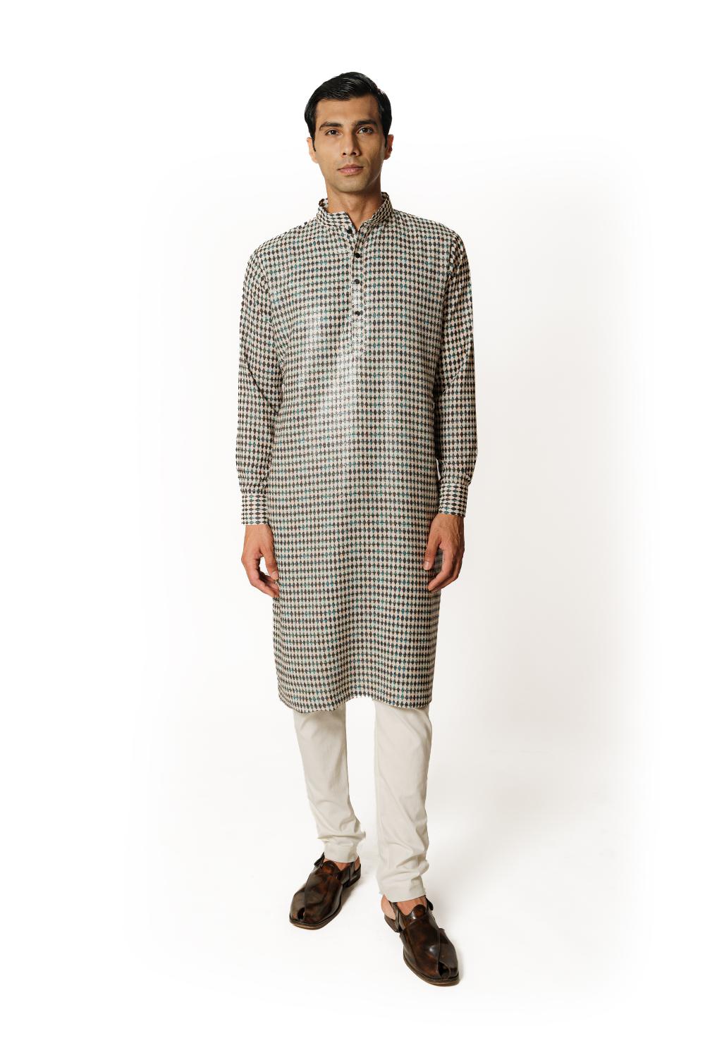 IVORY/BLACK DIAMOND PRINT  1/2 SHEETING 1/2 GORGETTE W CREPE LINING KURTA W COTTON SILK PANT