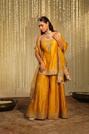 Yellow Aabroo Kurta Set- front view