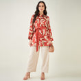 Load image into Gallery viewer, Red Baroque Print Shirt with Belt
