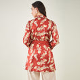 Load image into Gallery viewer, Red Baroque Print Shirt with Belt
