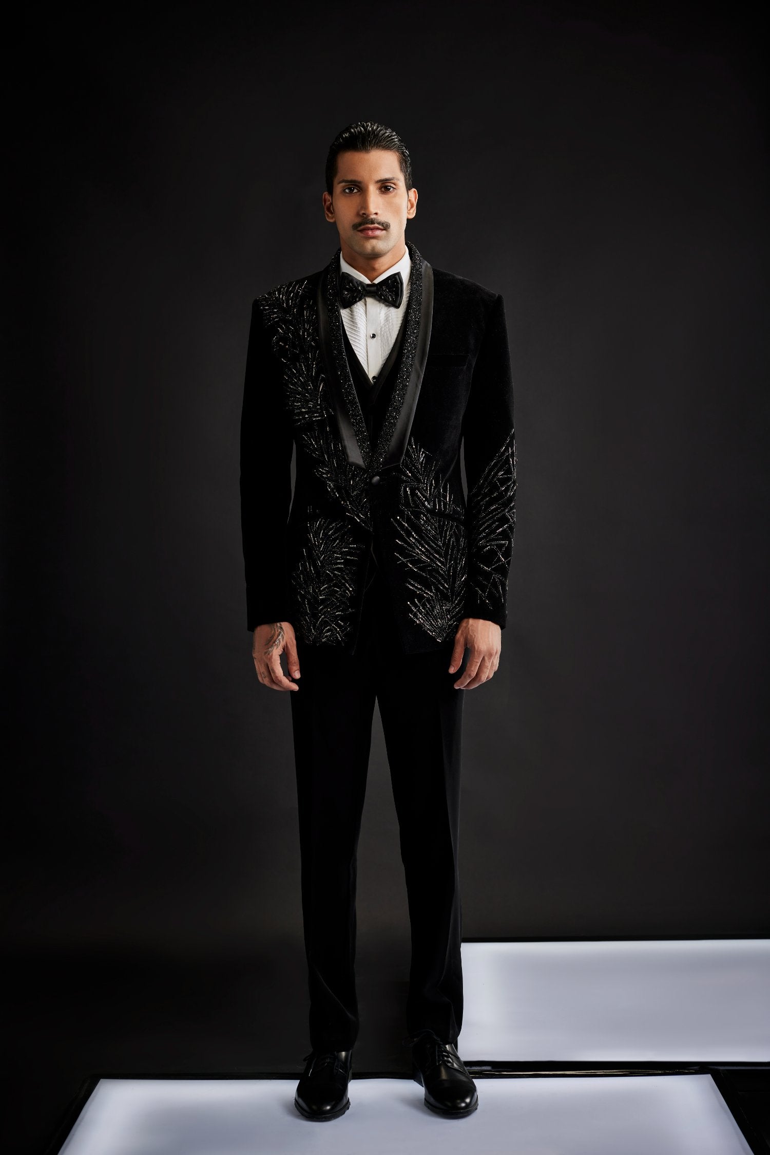 Black Highlighted Collar Tuxedo