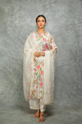 Load image into Gallery viewer, White Printed Kurta With Pants And Dupatta
