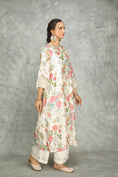 Load image into Gallery viewer, White Printed Kurta With Pants And Dupatta
