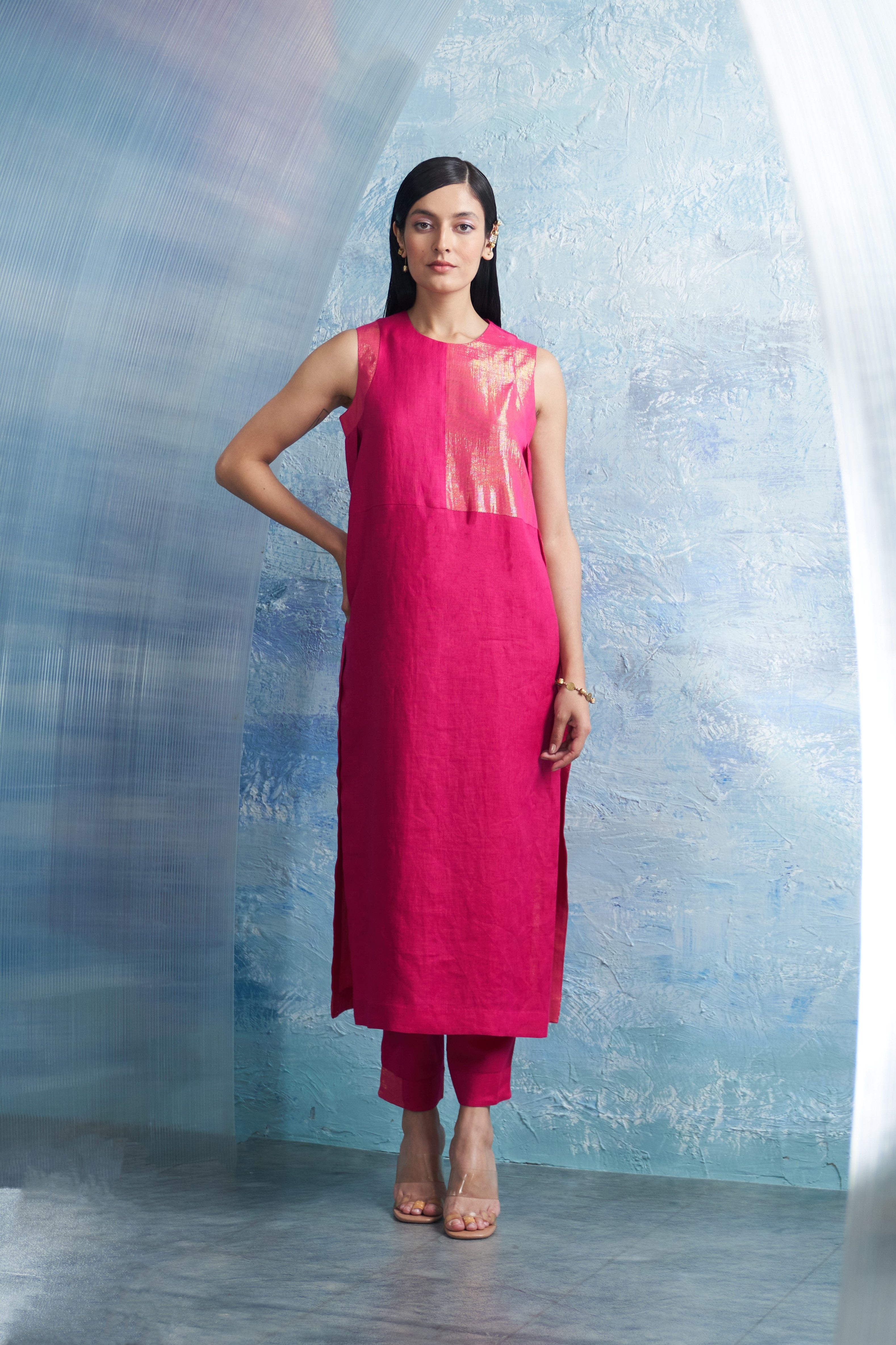 Auraa Fuchsia Pink Sleeveless Kurta Set