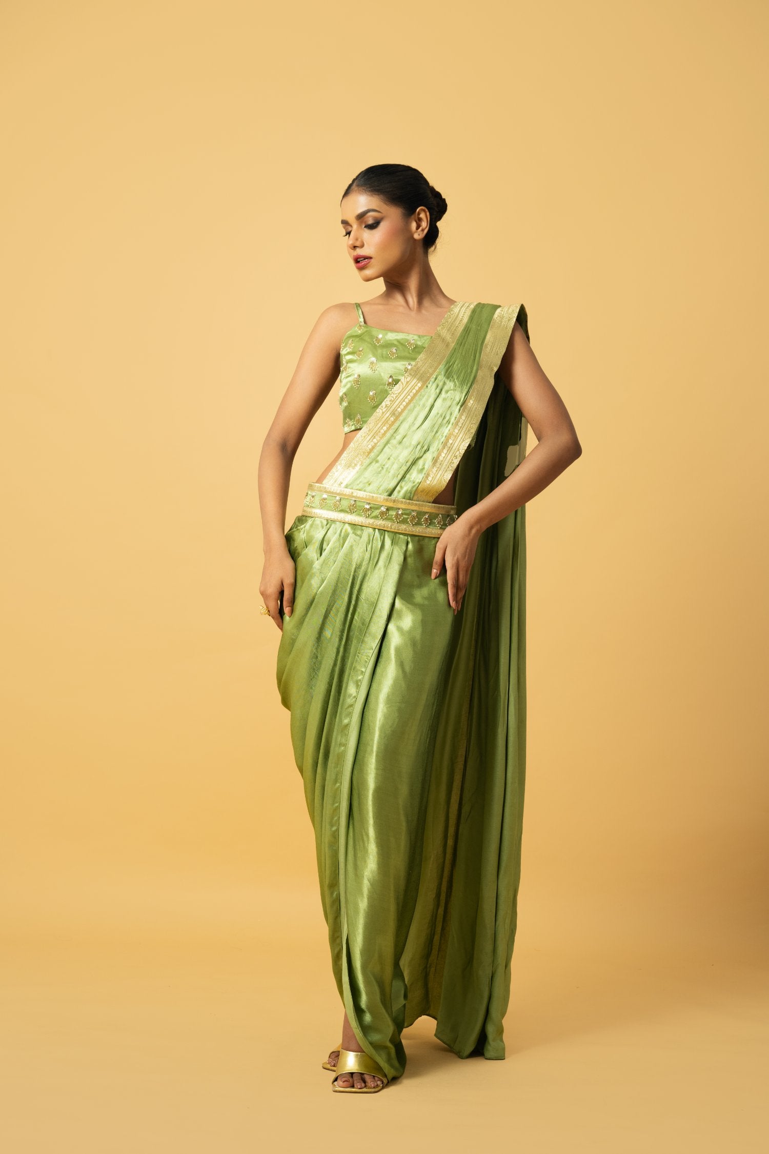 Dhoti saree