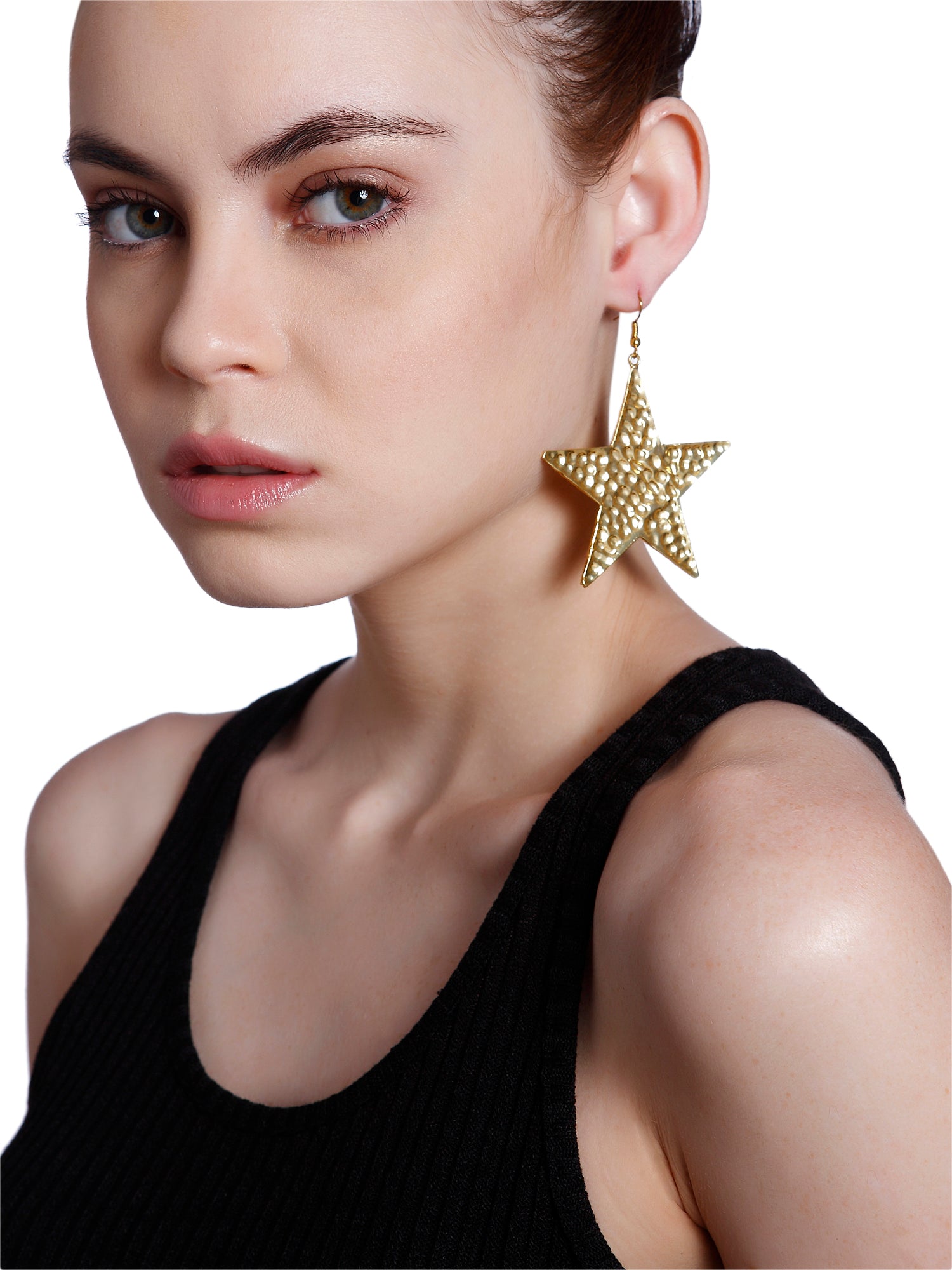 Valliyan Beaten Star Gold Earring