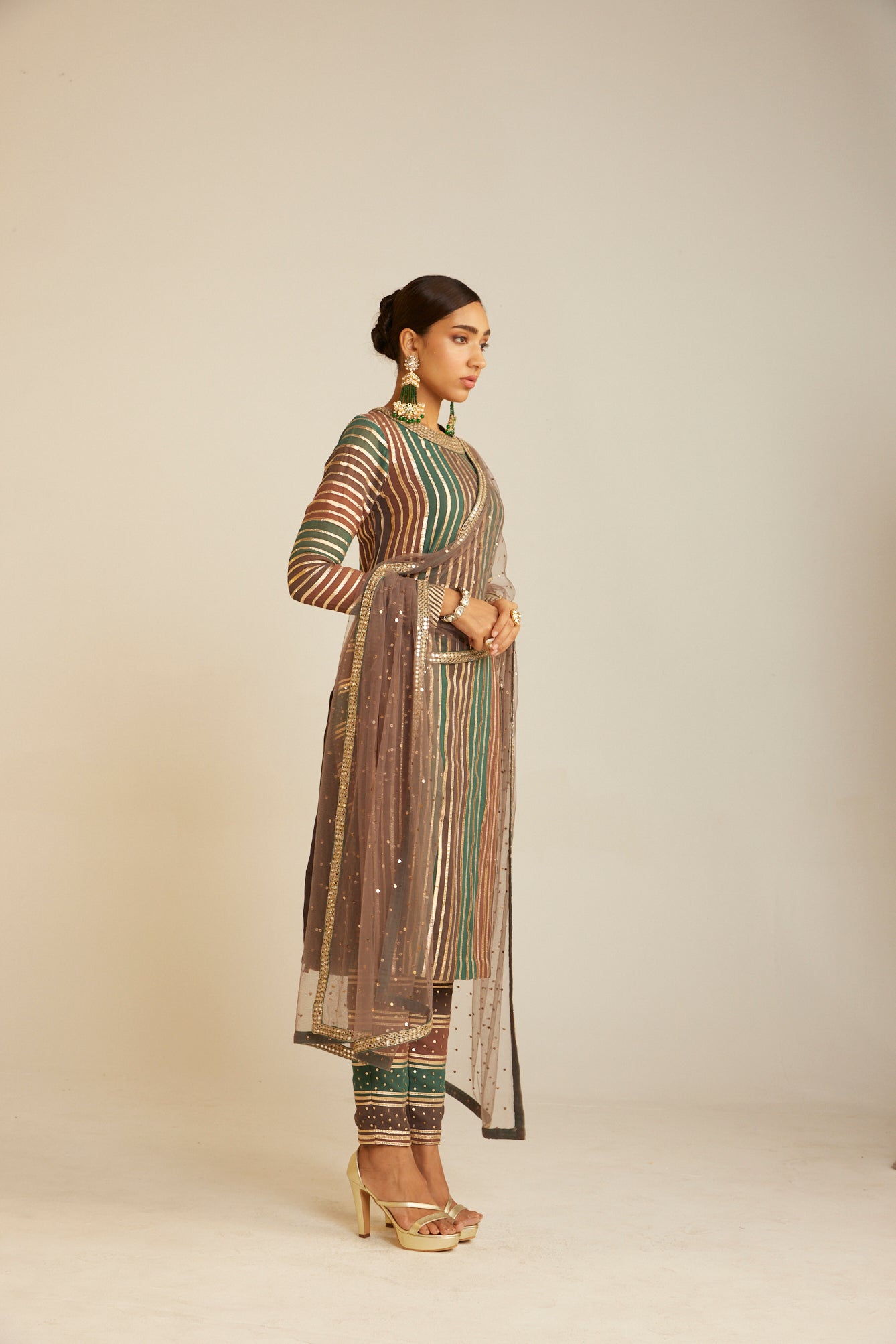 Mud Green Round Neck Straight Kurta Pant Set