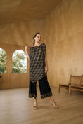 Load image into Gallery viewer, Black Metallic Kurti Drape Set
