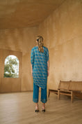 Load image into Gallery viewer, Teal Blue Metallic Kurti Drape Set
